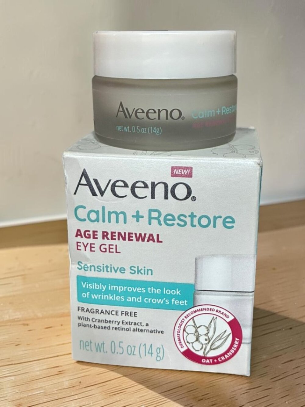 Aveeno Calm + Restore Age Renewal Eye Gel